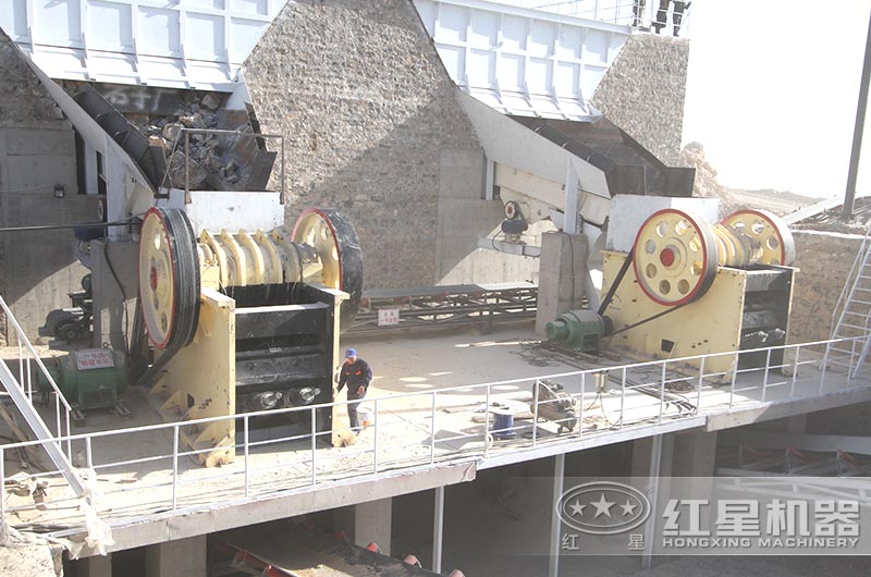 912顎式破石機產量是多少？一臺價格多少錢？